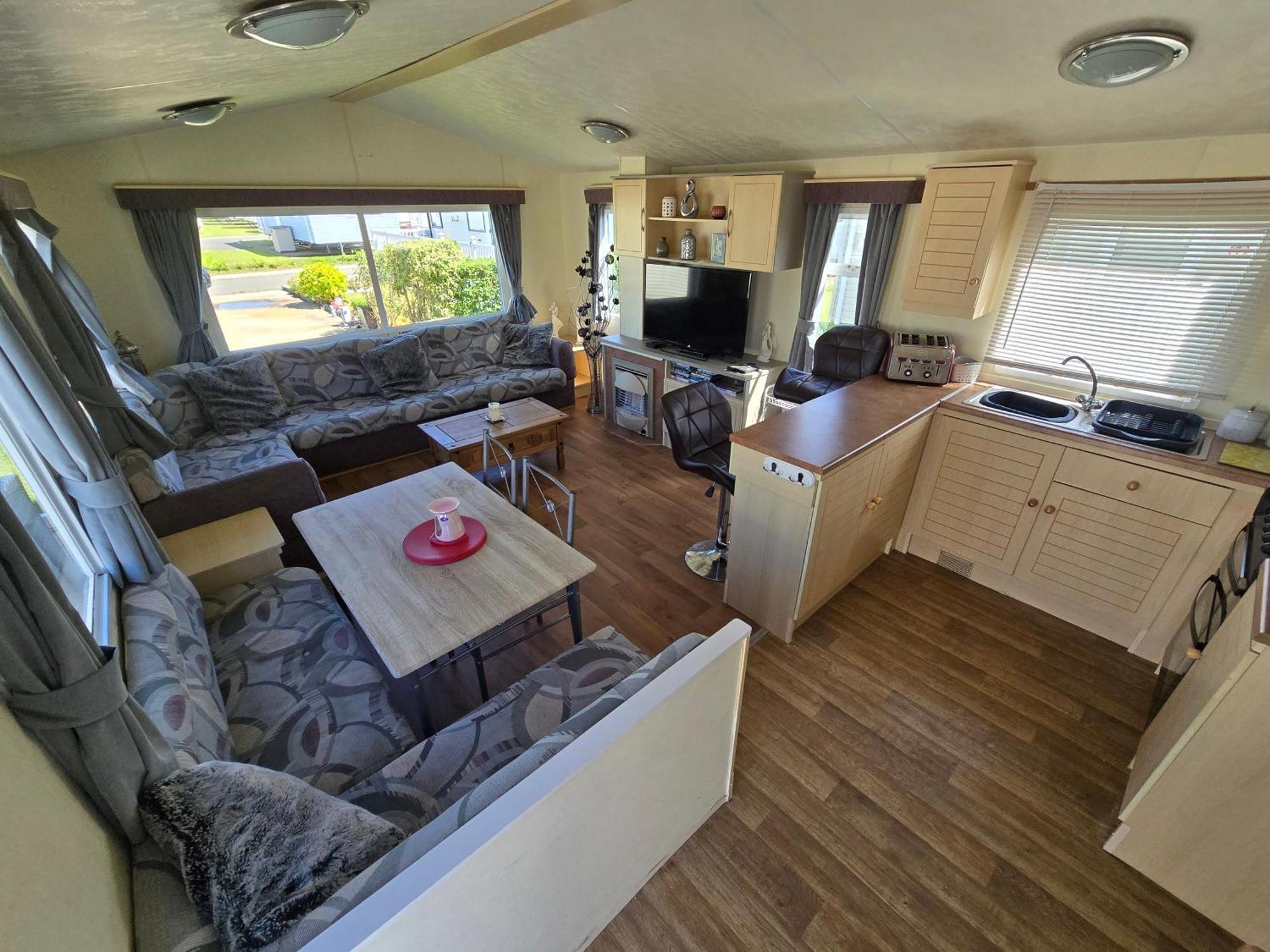 Caravan To Hire Lyon'S Robin Hood Rhyl Exterior foto